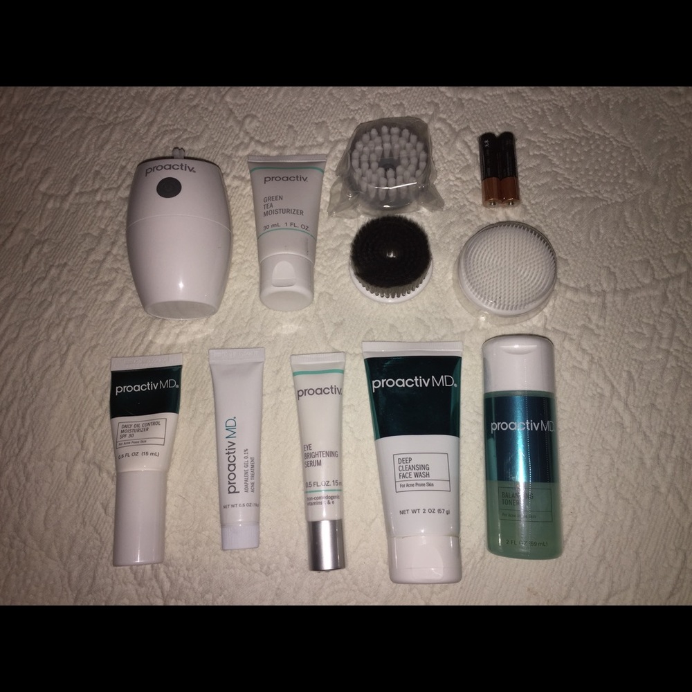 New Proactiv Skin Care Bundle